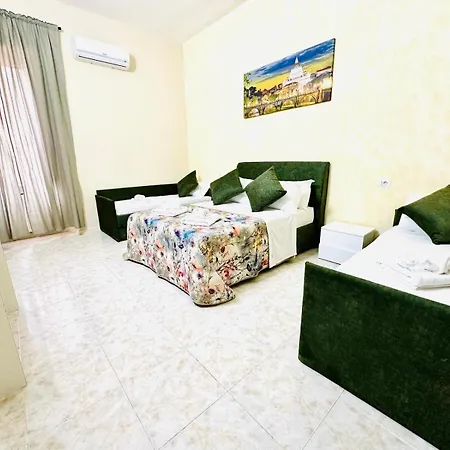 Crown Palace 4*